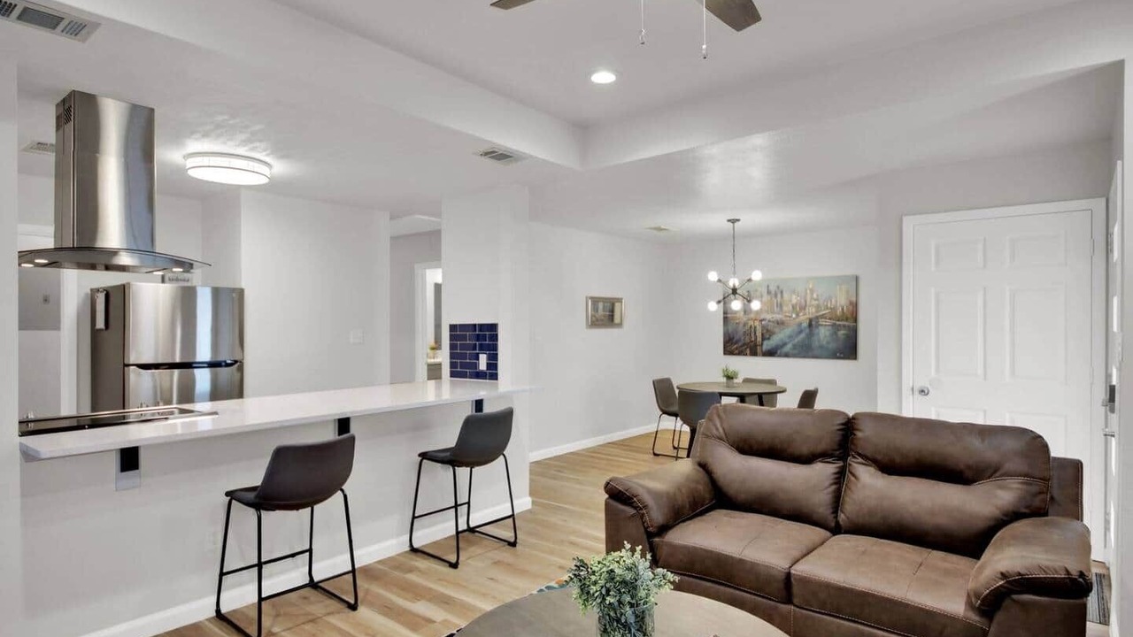 Photo of Livingroom in Taylor