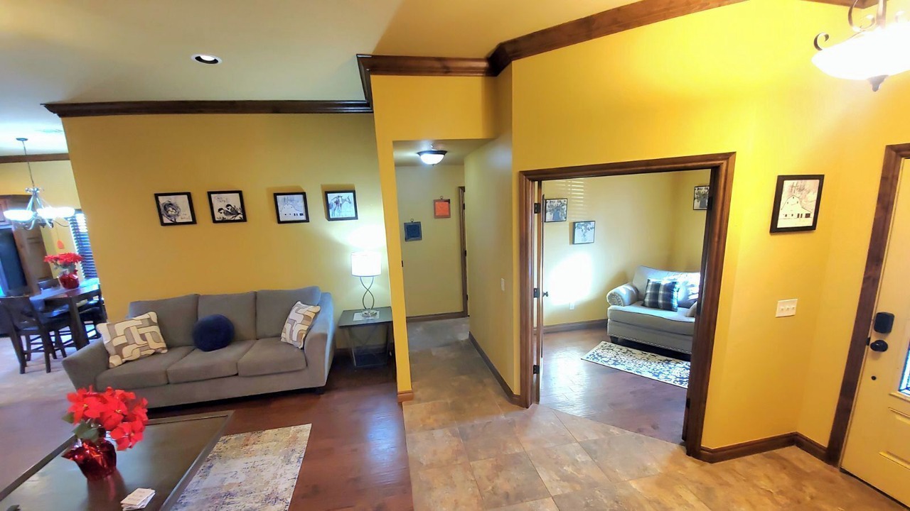 Photo of Livingroom in South Oklahoma City
