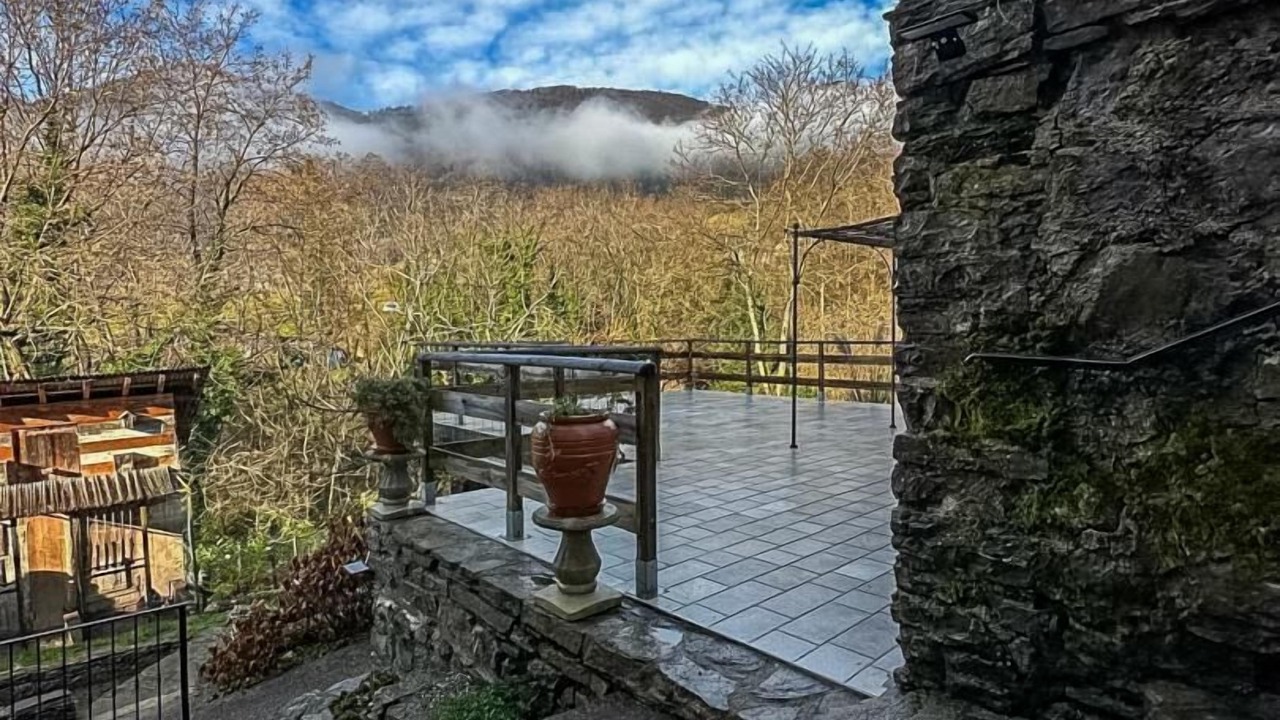 Photo of Patio Balcony in Saint-Pierre-d'Albigny