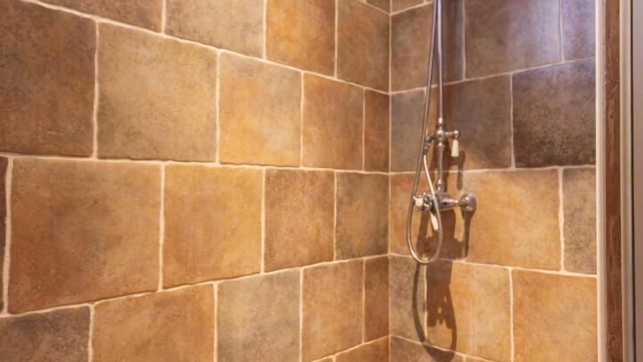Photo of Bathroom in Saint-Pierre-d'Albigny