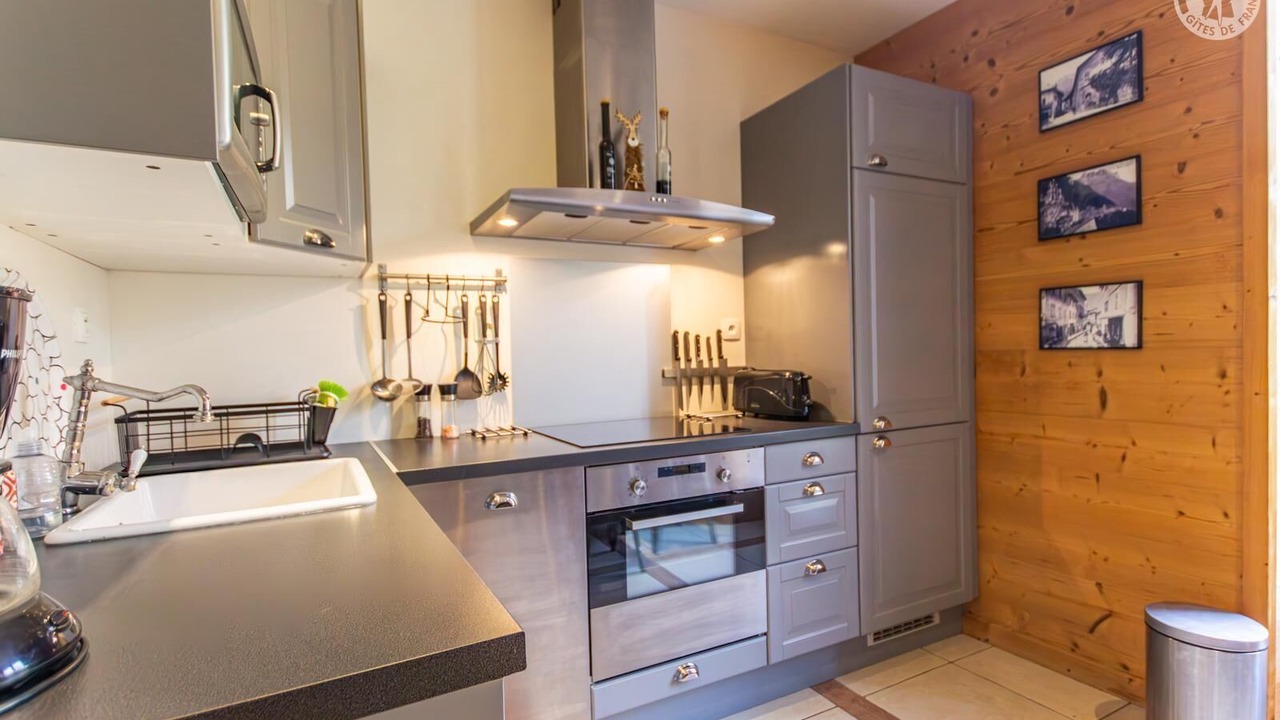Photo of Kitchen in Saint-Pierre-d'Albigny