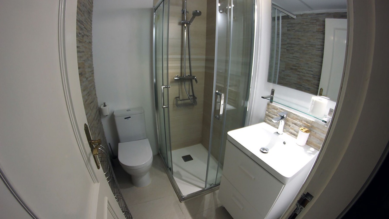 Photo of Bathroom in New Golden Mile