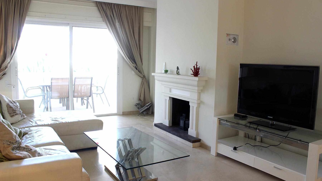 Photo of Livingroom in New Golden Mile