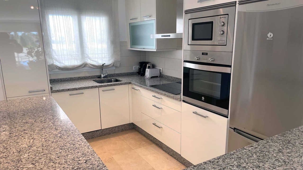 Photo of Kitchen in New Golden Mile