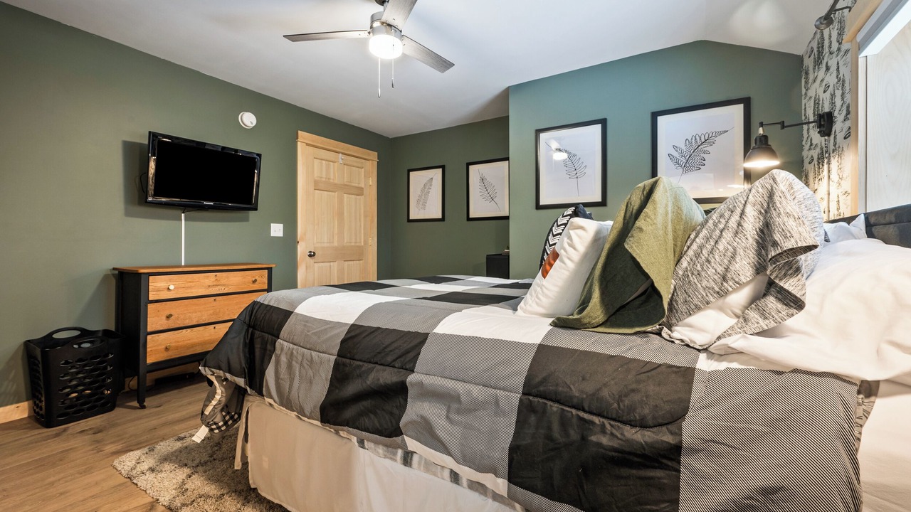 Photo of Bedroom in Rangeley Plantation