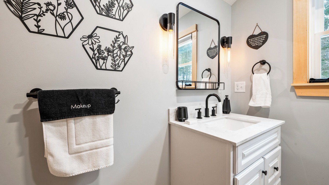 Photo of Bathroom in Rangeley Plantation