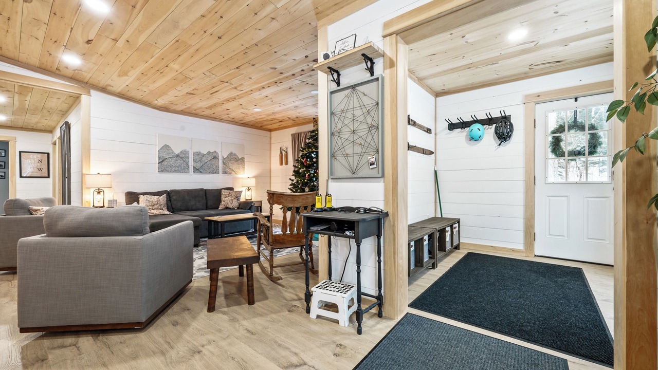 Photo of Livingroom in Rangeley Plantation