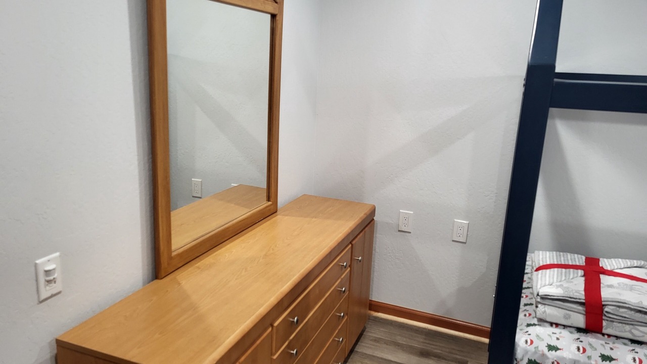 Photo of Bedroom in Foresthill