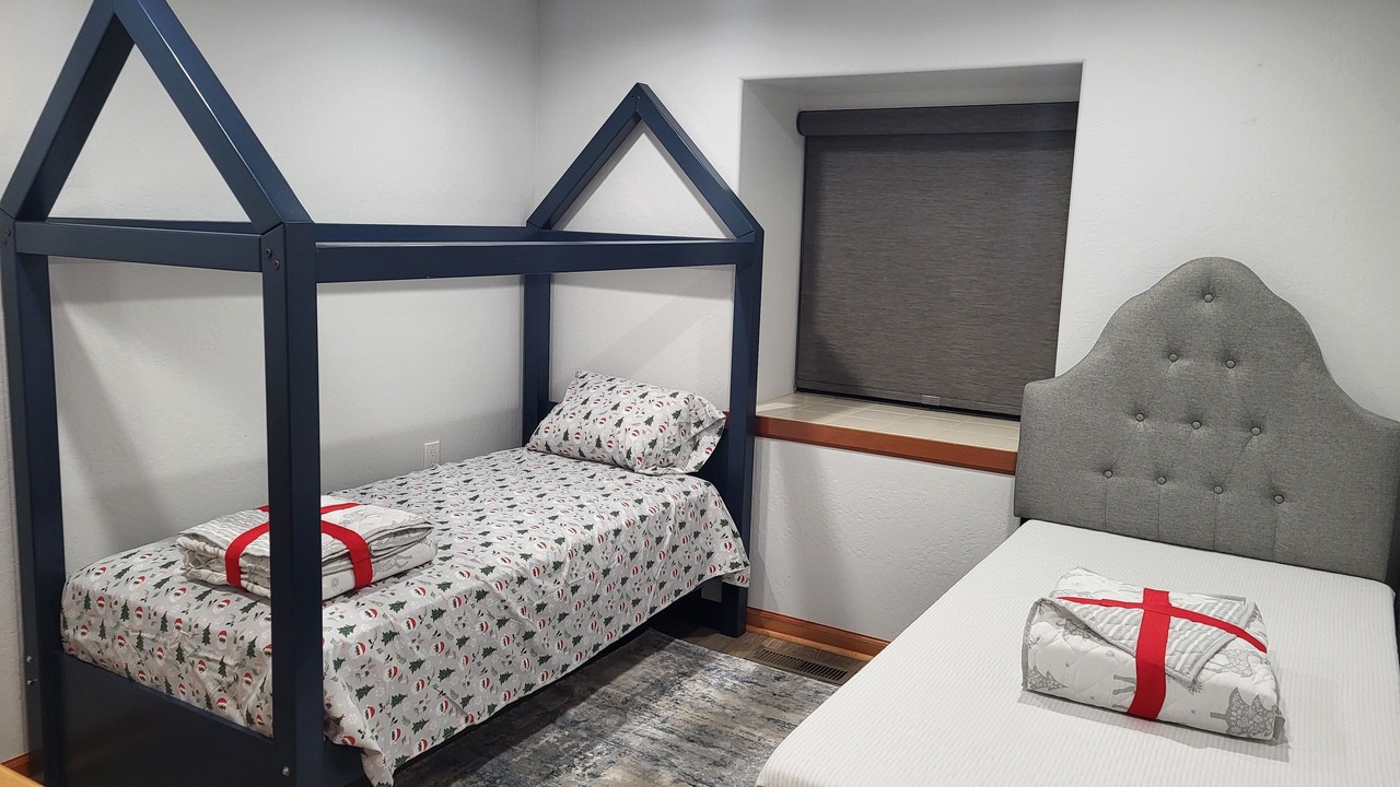Photo of Bedroom in Foresthill