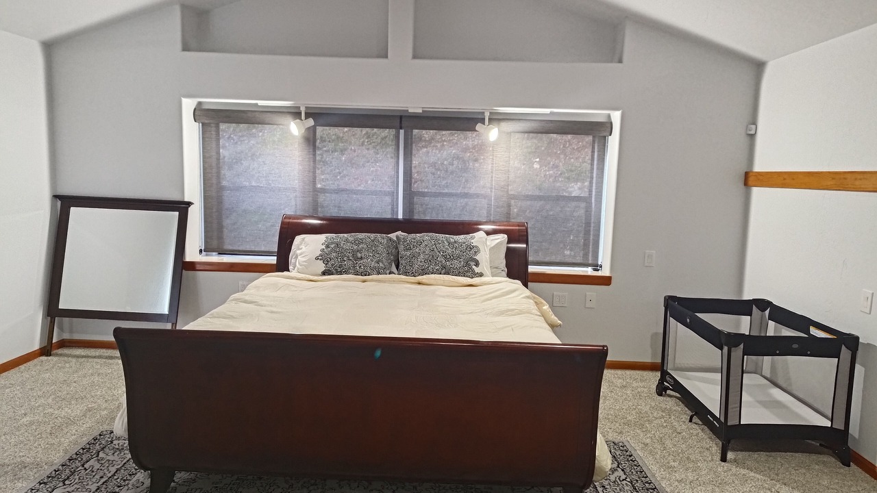 Photo of Bedroom in Foresthill