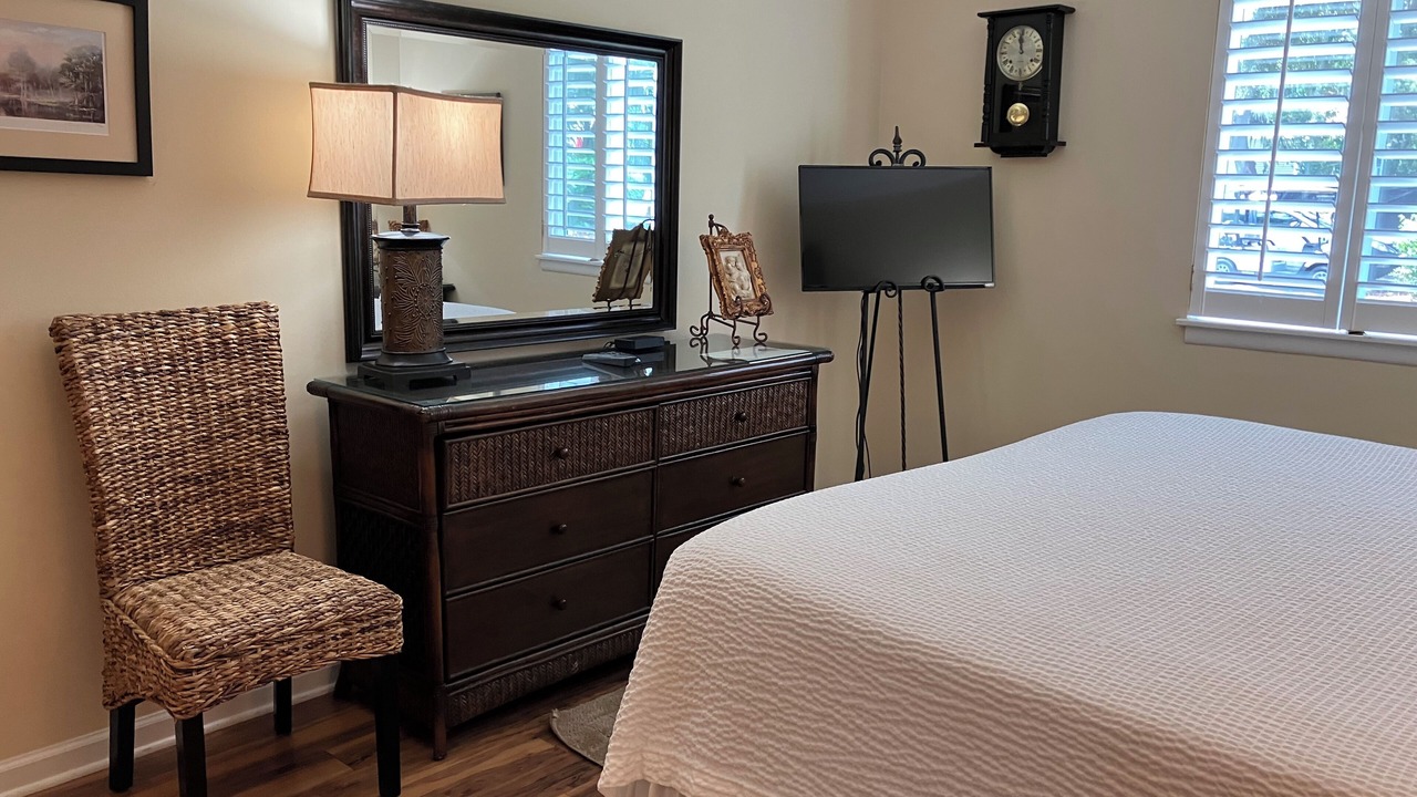 Photo of Bedroom in Demere Park