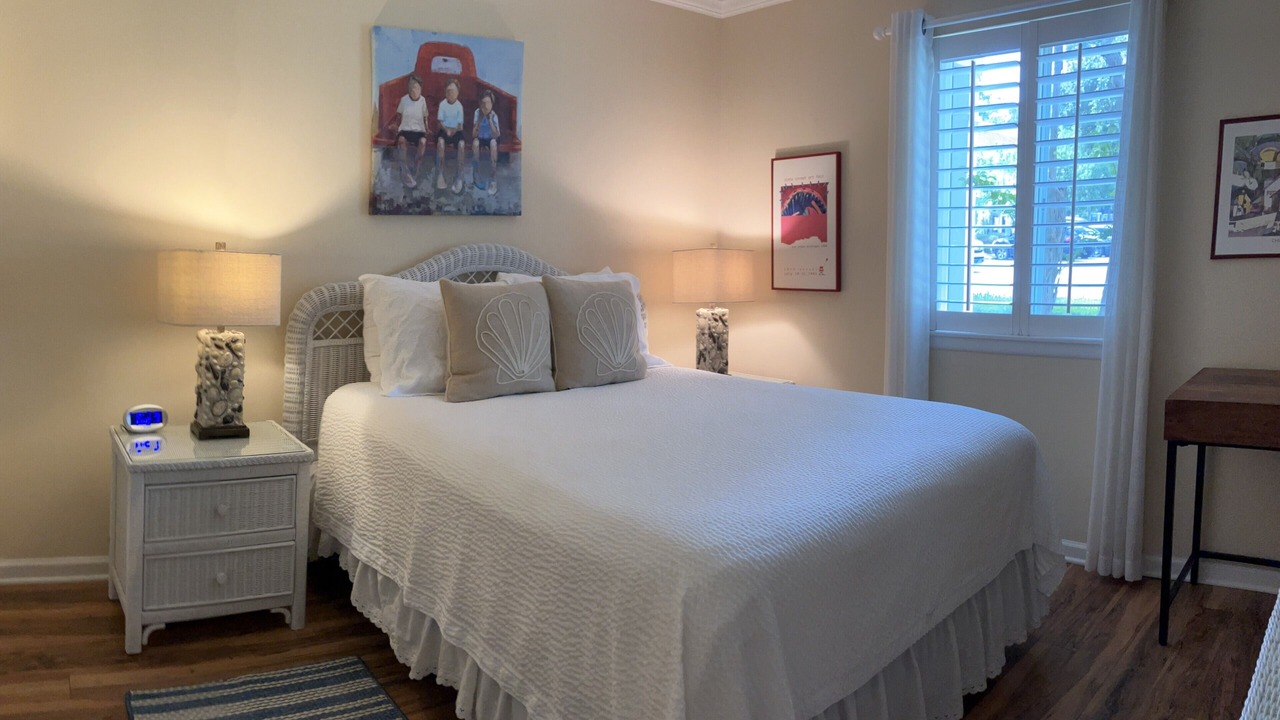Photo of Bedroom in Demere Park