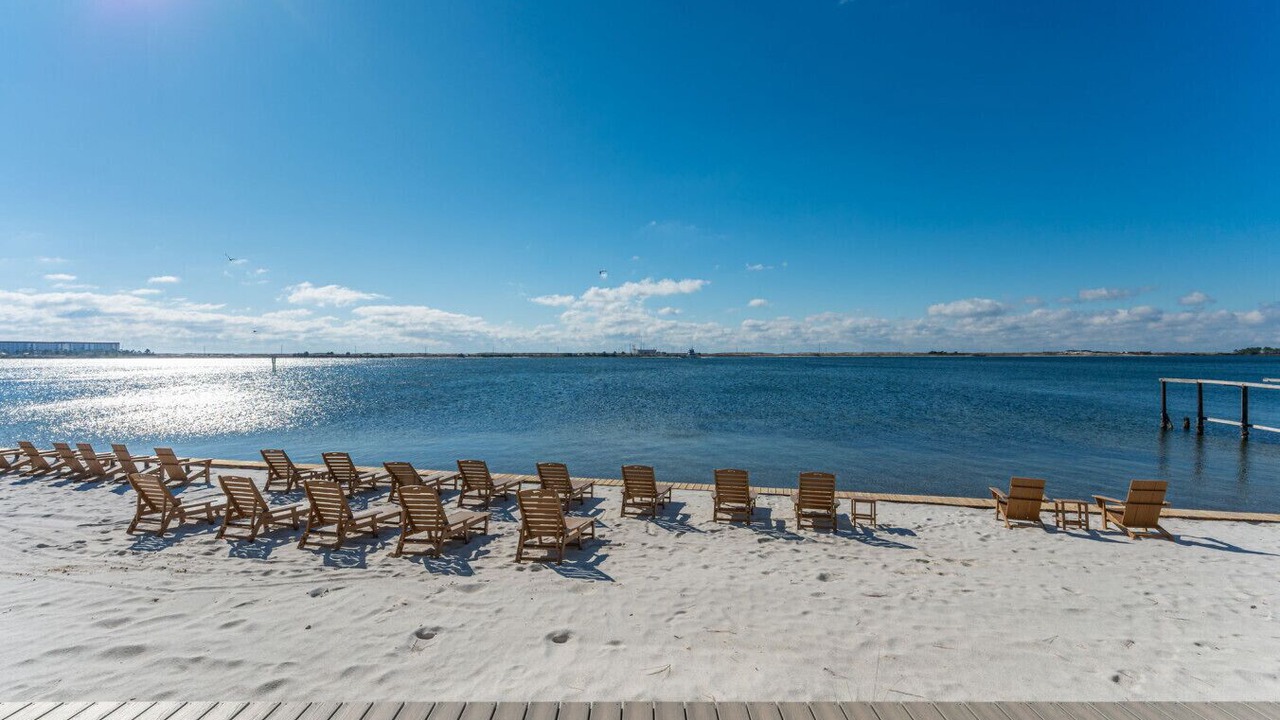 Photo of Others in Mary Esther