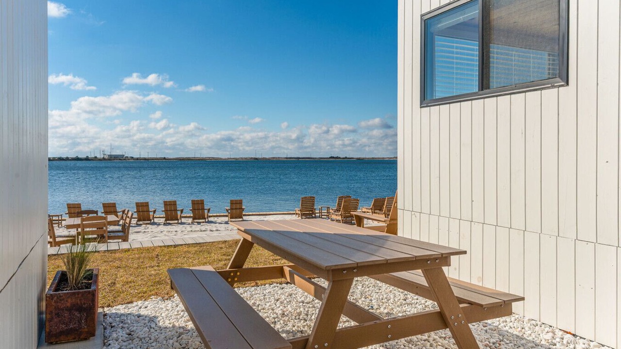 Photo of Outdoor in Mary Esther