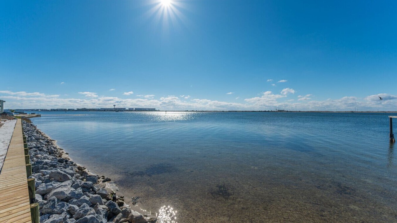 Photo of Others in Mary Esther