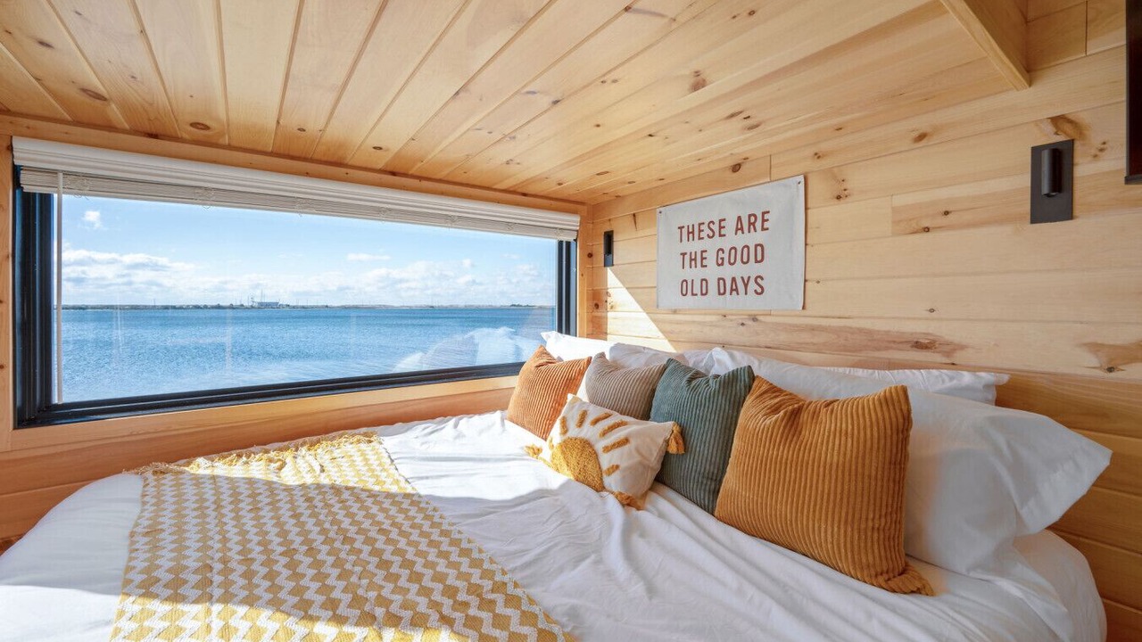 Photo of Bedroom in Mary Esther