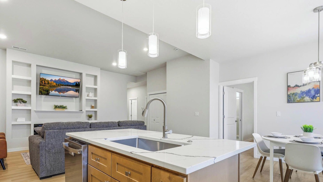 Photo of Others in Hermiston