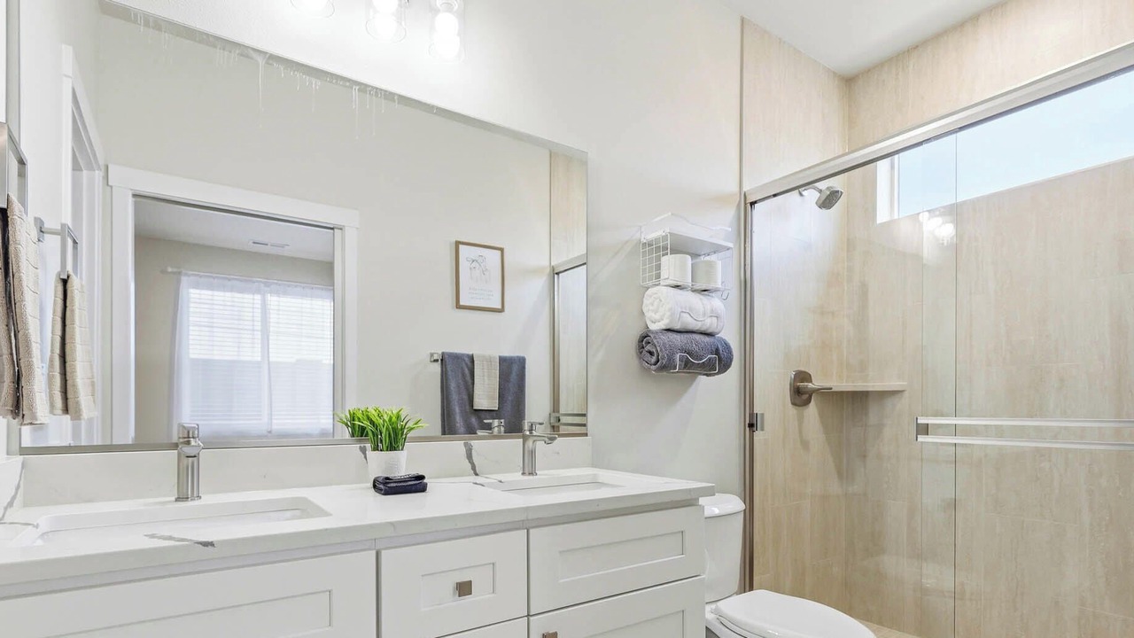 Photo of Bathroom in Hermiston