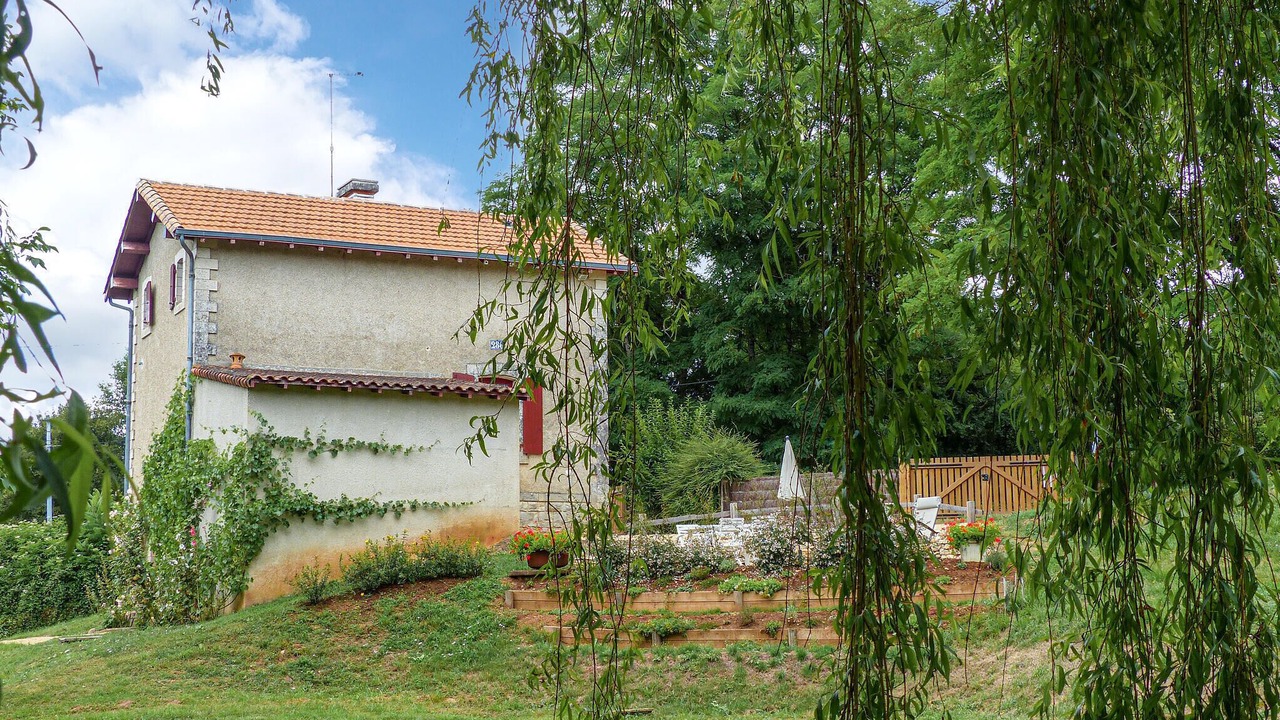 Photo of Others in Nanteuil-en-Vallee