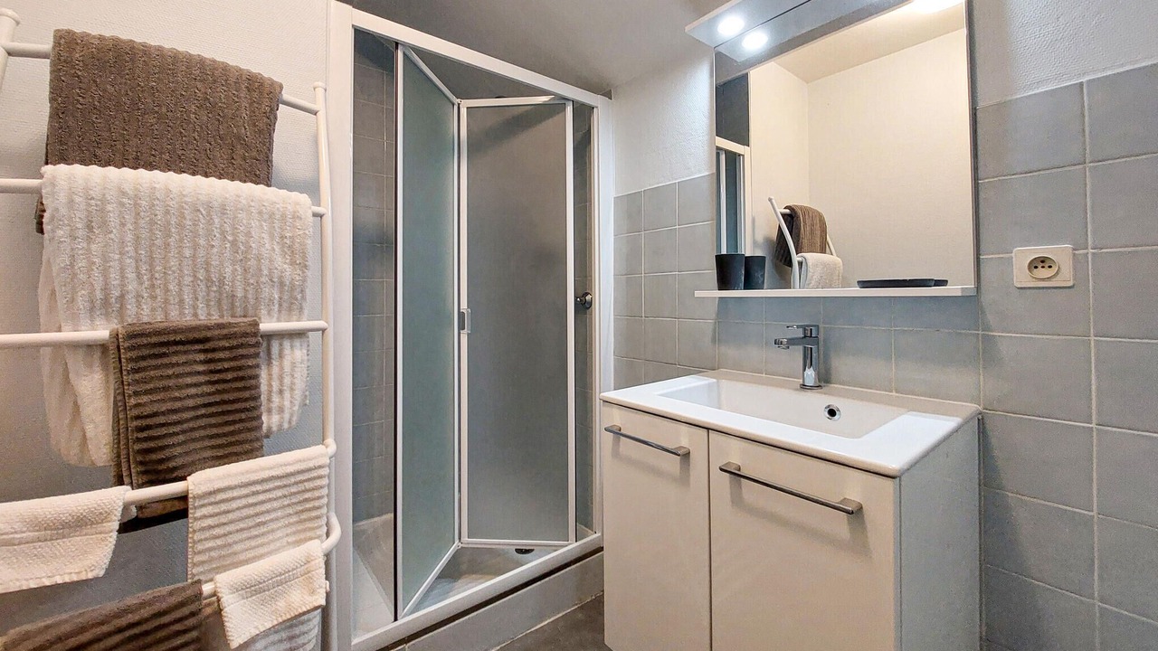 Photo of Bathroom in Nanteuil-en-Vallee