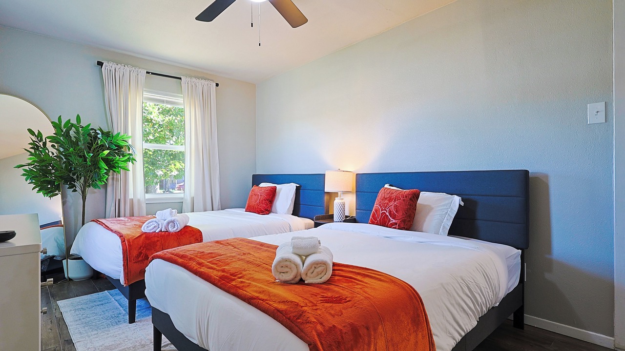 Photo of Bedroom in Farmers Branch
