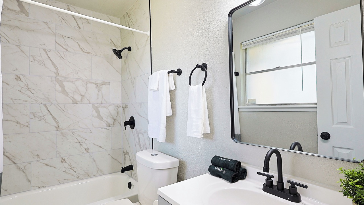 Photo of Bathroom in Farmers Branch