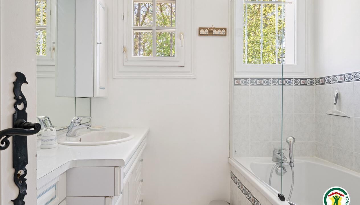 Photo of Bathroom in Criel-sur-Mer