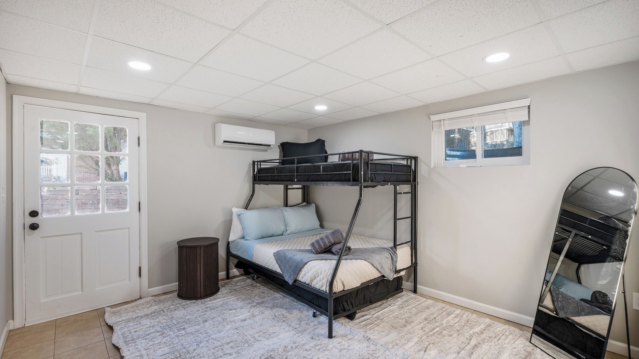 Photo of Bedroom in Vista Acres