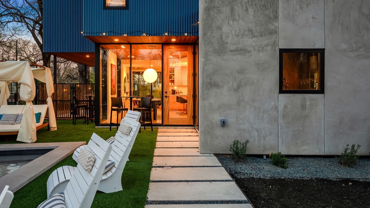 Photo of Patio Balcony in Holly