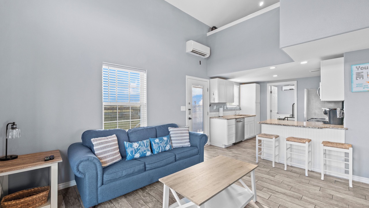 Photo of Livingroom in North Beach