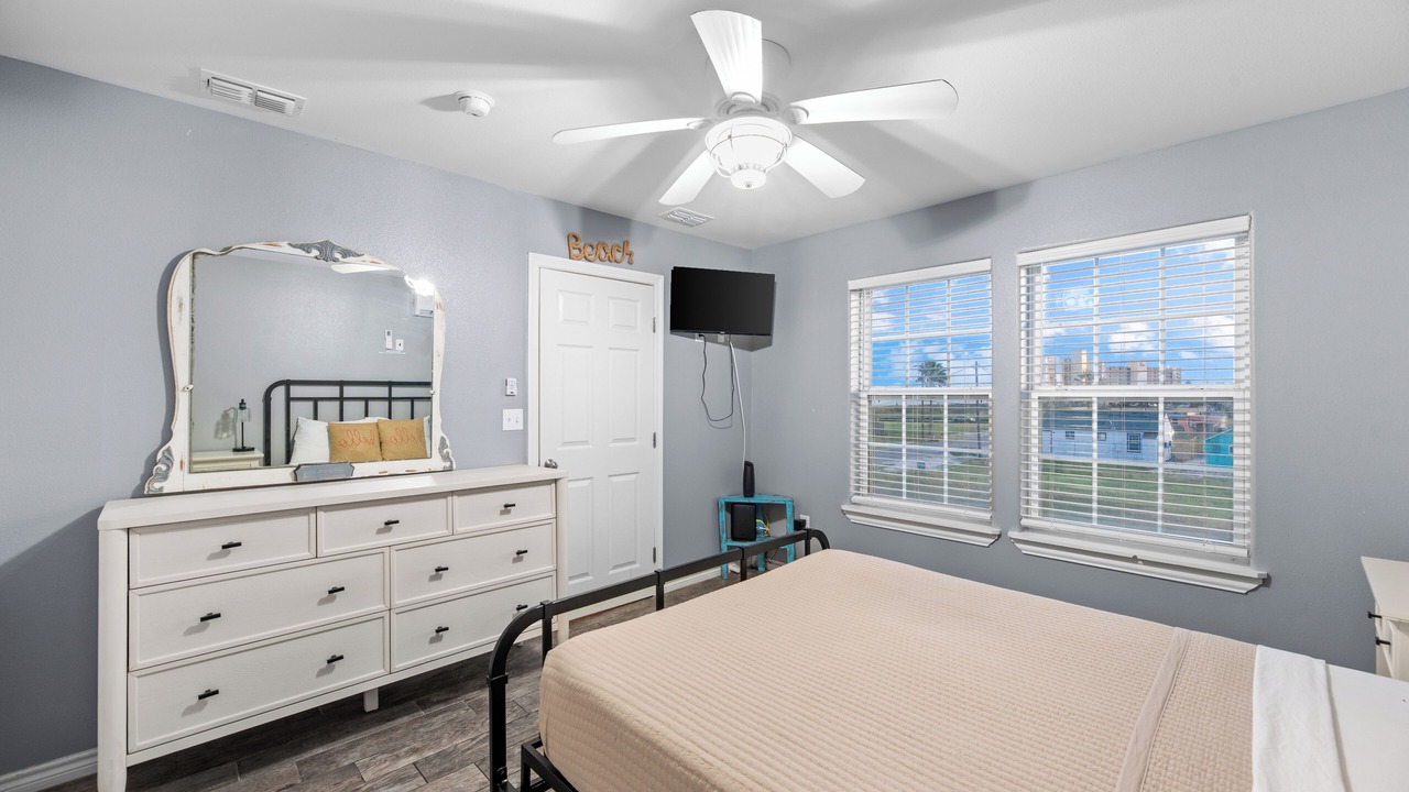 Photo of Bedroom in North Beach