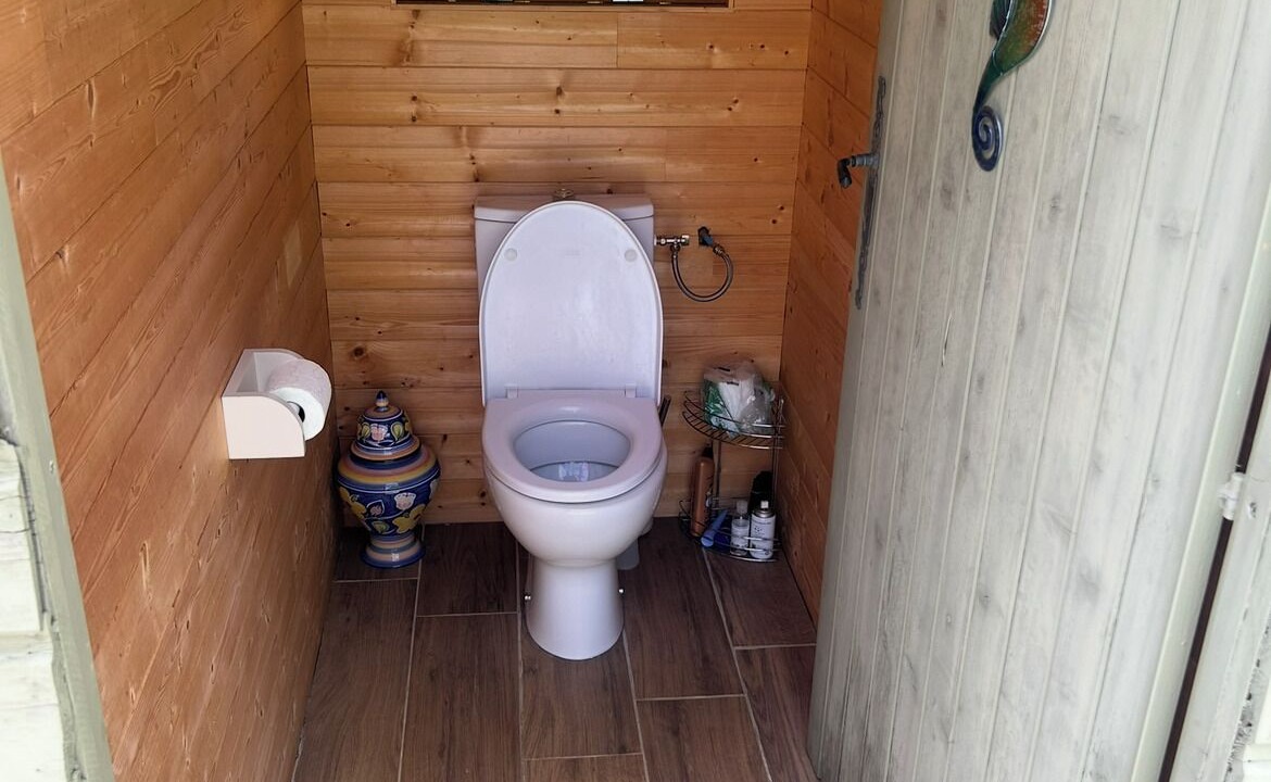Photo of Bathroom in Saint-Cernin-de-lHerm