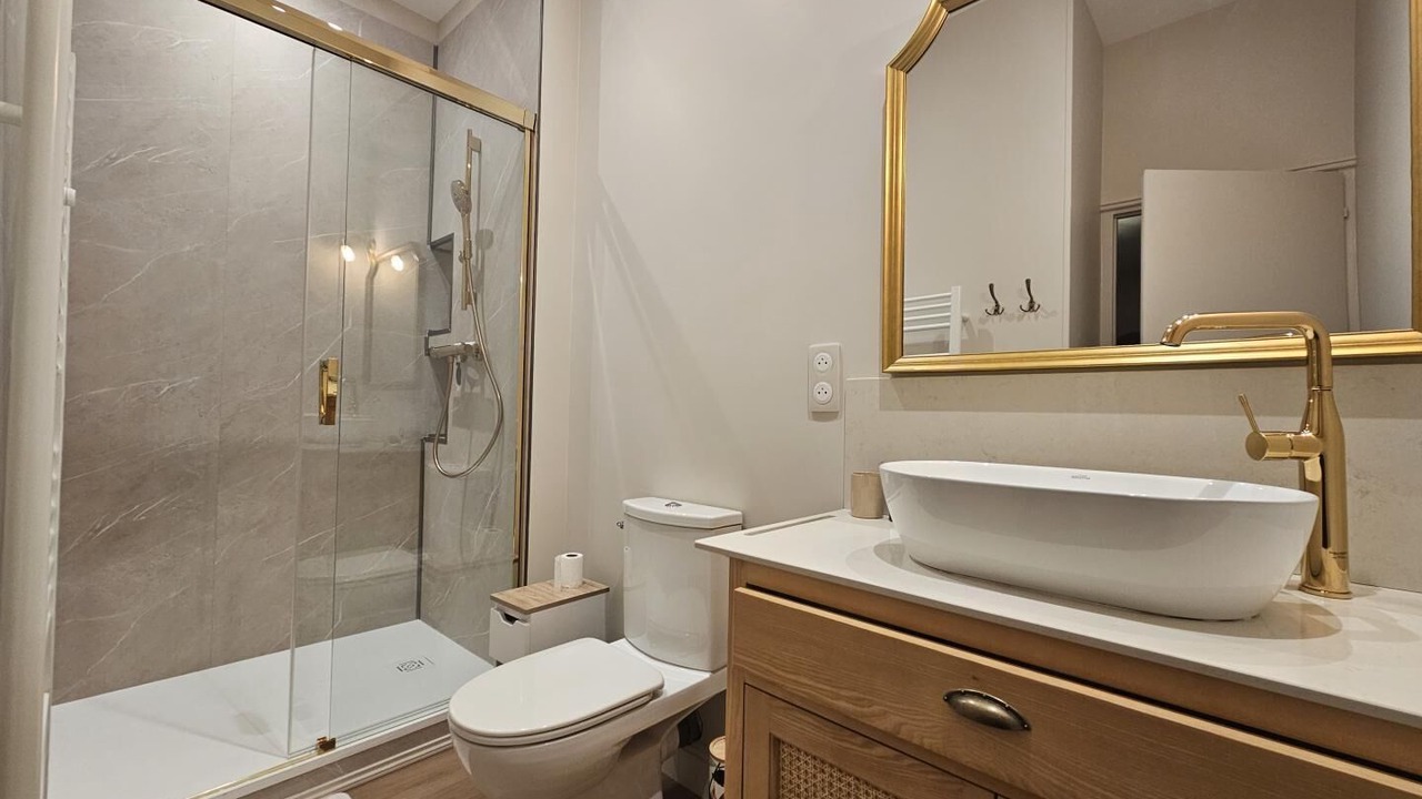 Photo of Bathroom in Vivonne