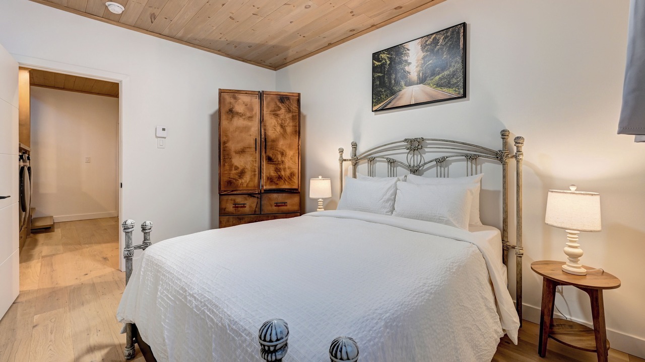 Photo of Bedroom in Amherst