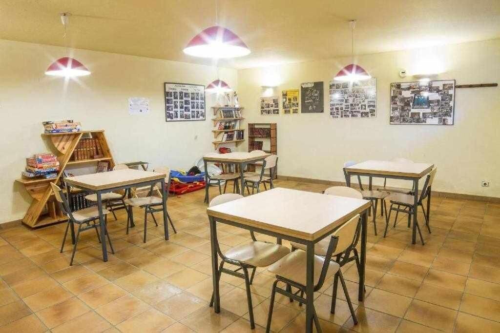 Photo of Others in Enveitg
