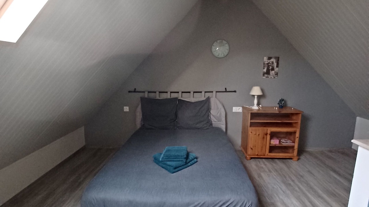 Photo of Bedroom in Pontorson