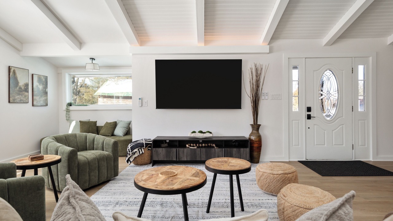 Photo of Livingroom in Front Royal