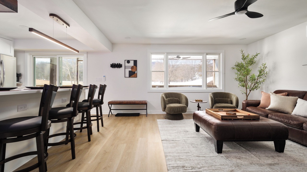 Photo of Livingroom in Front Royal