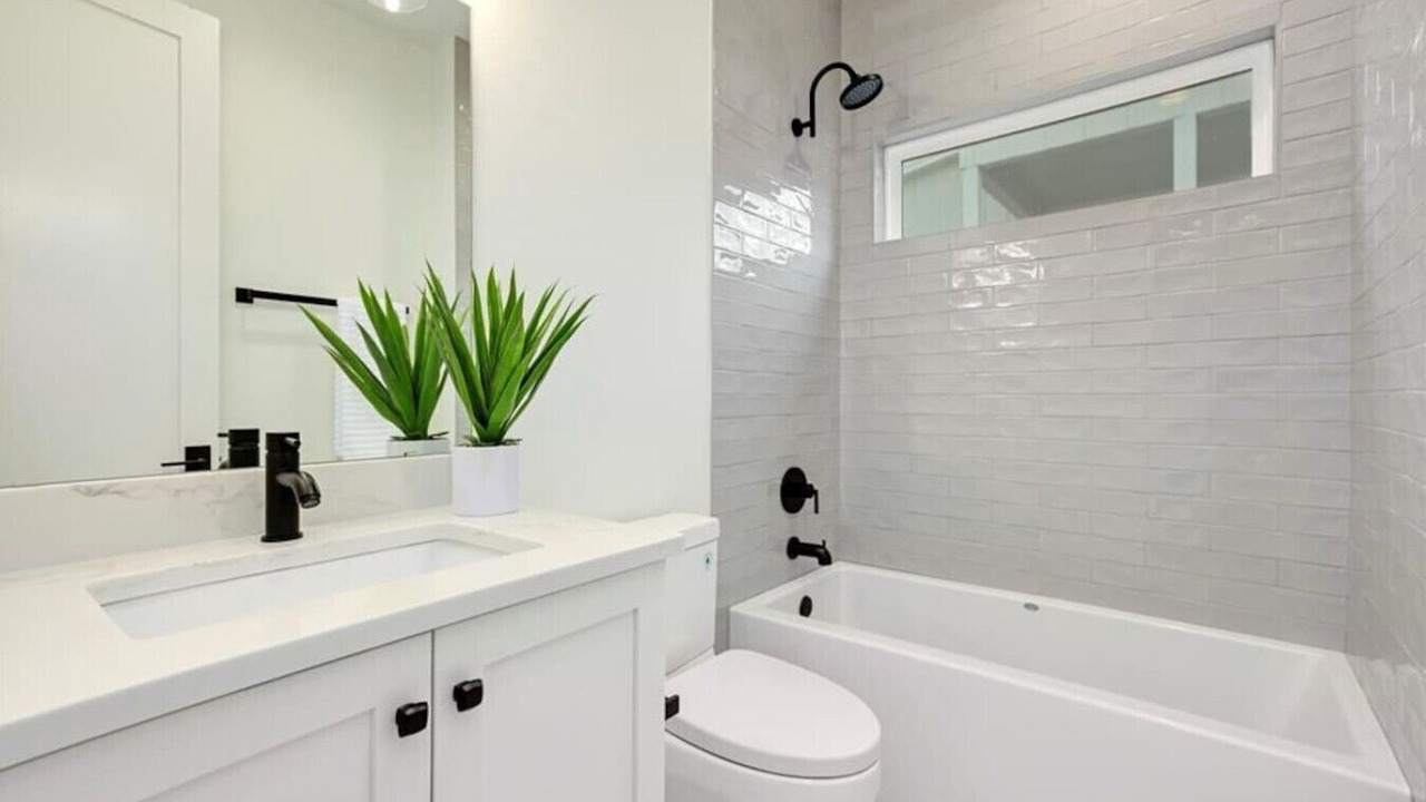 Photo of Bathroom in Chestnut
