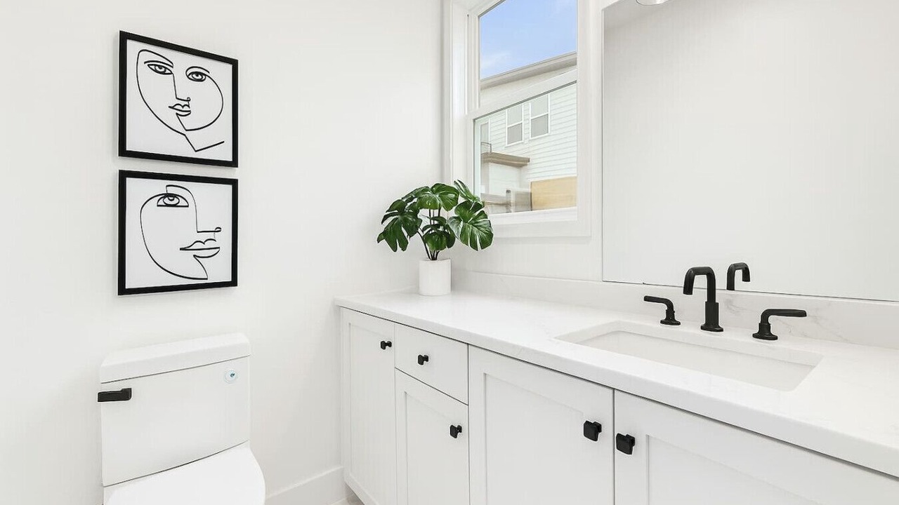 Photo of Bathroom in Chestnut