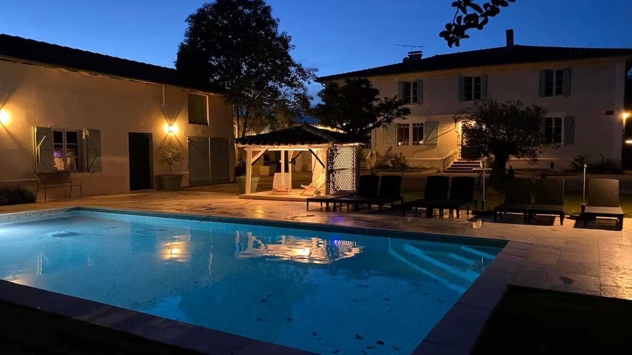 Photo of Outdoor in Barry-d'Islemade