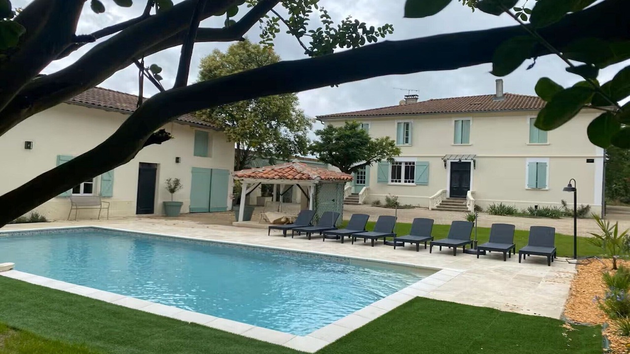 Photo of Outdoor in Barry-d'Islemade