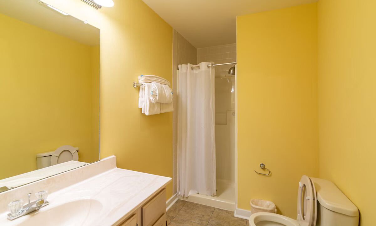 Photo of Bathroom in Massanutten
