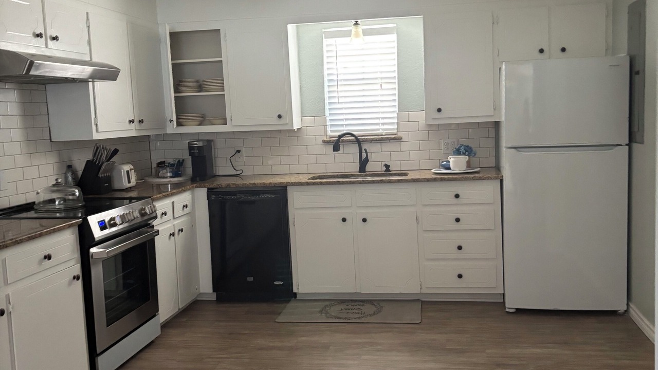 Photo of Kitchen in China Spring