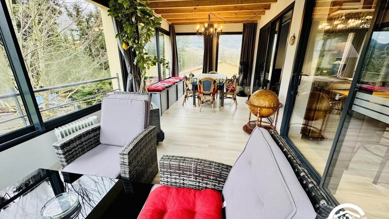 Photo of Livingroom in Bugarach