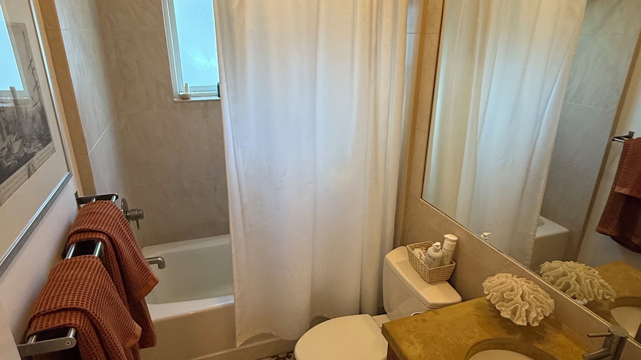 Photo of Bathroom in Sam Hughes