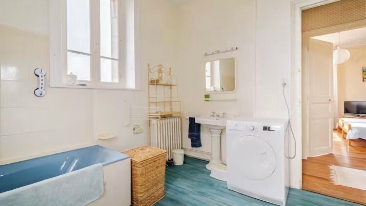 Photo of Bathroom in Saint-Lunaire