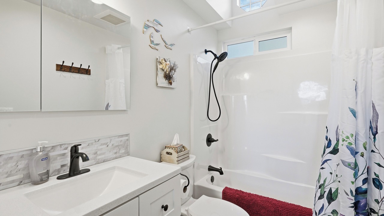Photo of Bathroom in Smartville