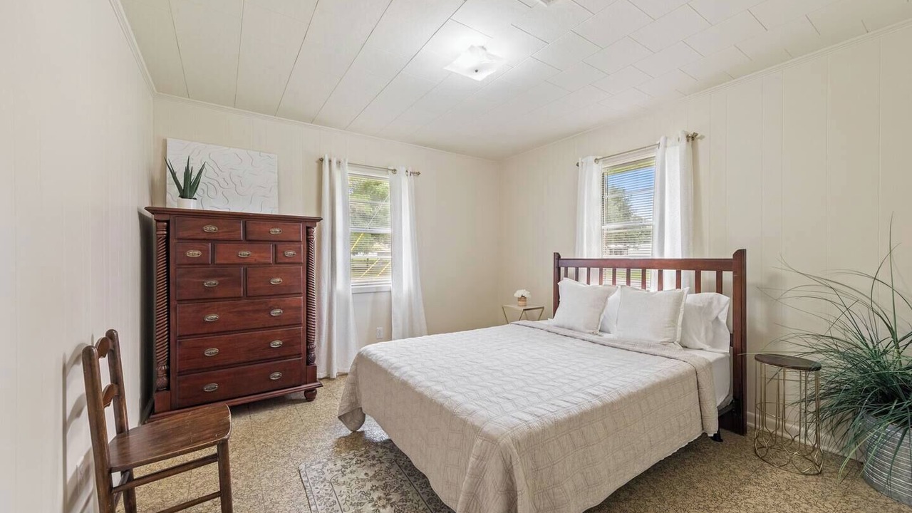 Photo of Bedroom in Broussard