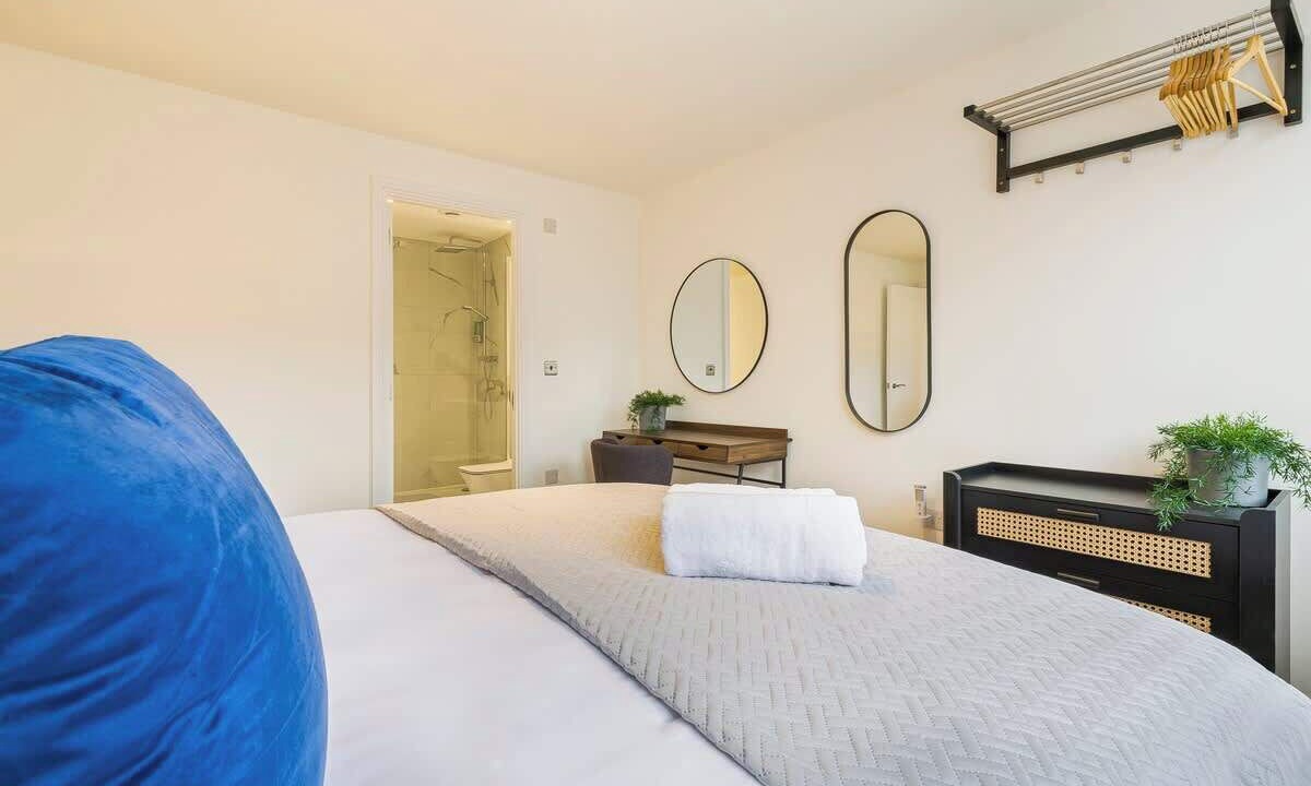 Photo of Bedroom in Gravesend